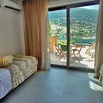 Evia Silence Aparthotel