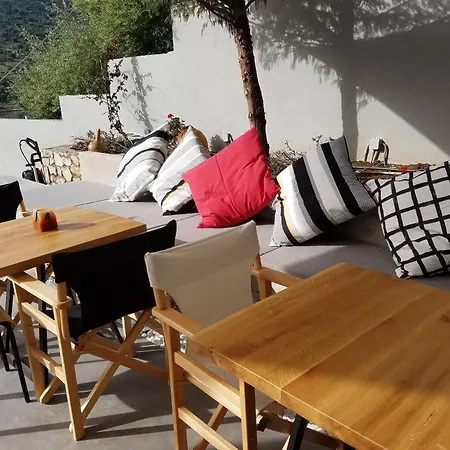 Evia Silence 4*