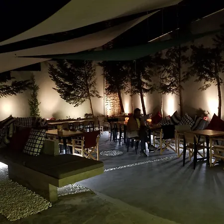 Evia Silence Lägenhetshotell Boufalo