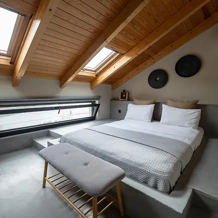 Evia Silence Lägenhetshotell 4*