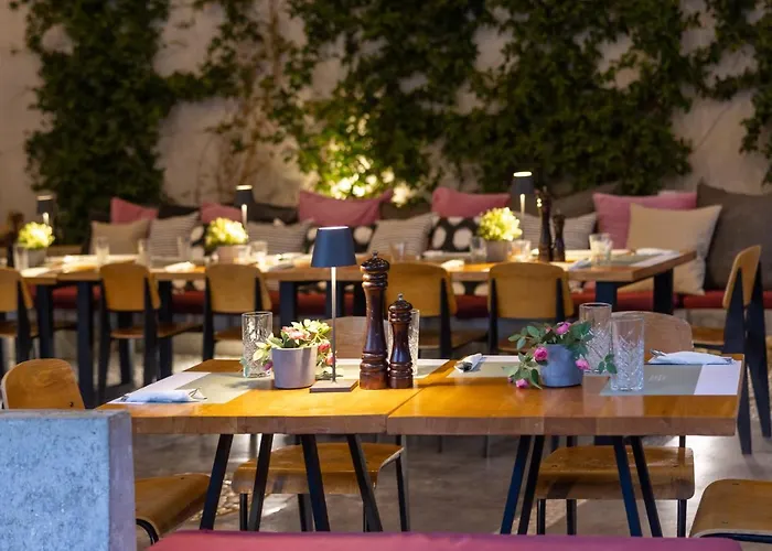 Ξενοδοχείο με διαμερίσματα Evia Silence 4*