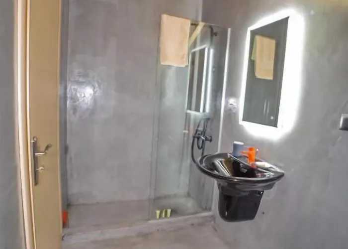 Ξενοδοχείο με διαμερίσματα Evia Silence 4*