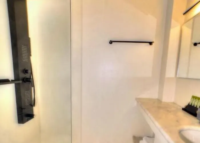 Evia Silence Ξενοδοχείο με διαμερίσματα 4*