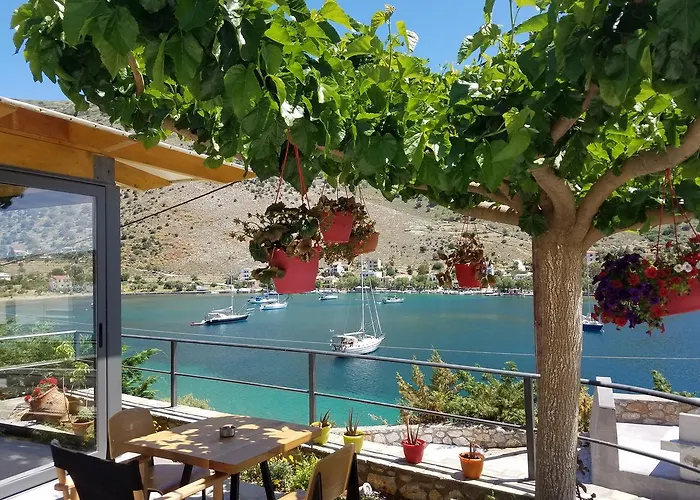 Ξενοδοχείο με διαμερίσματα Evia Silence 4*